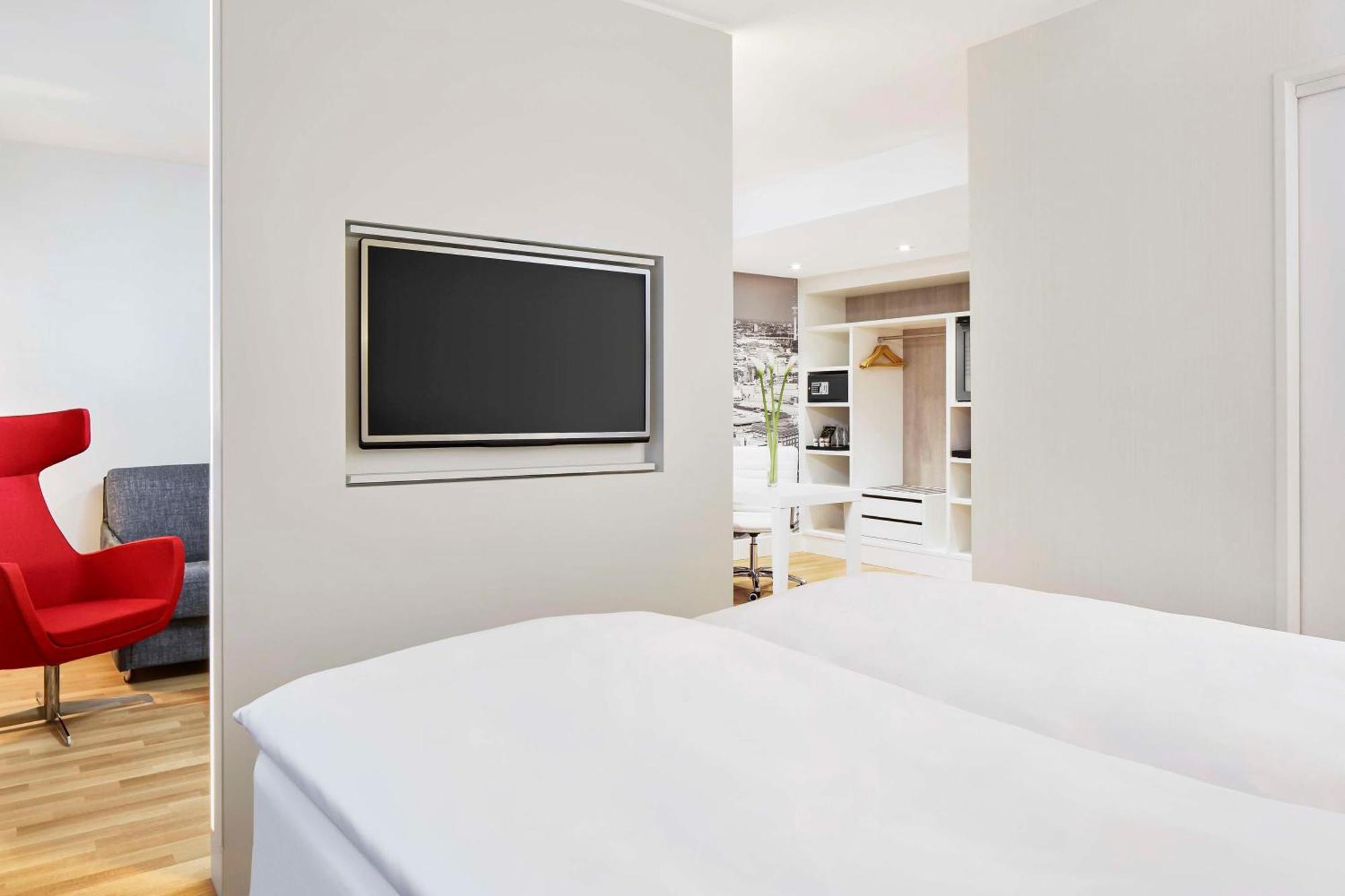 เอ็นเอช คอลเลคชั่น ฮัมบวร์ก ซิตี้ Aparthotel ฮัมบูร์ก ภายนอก รูปภาพ