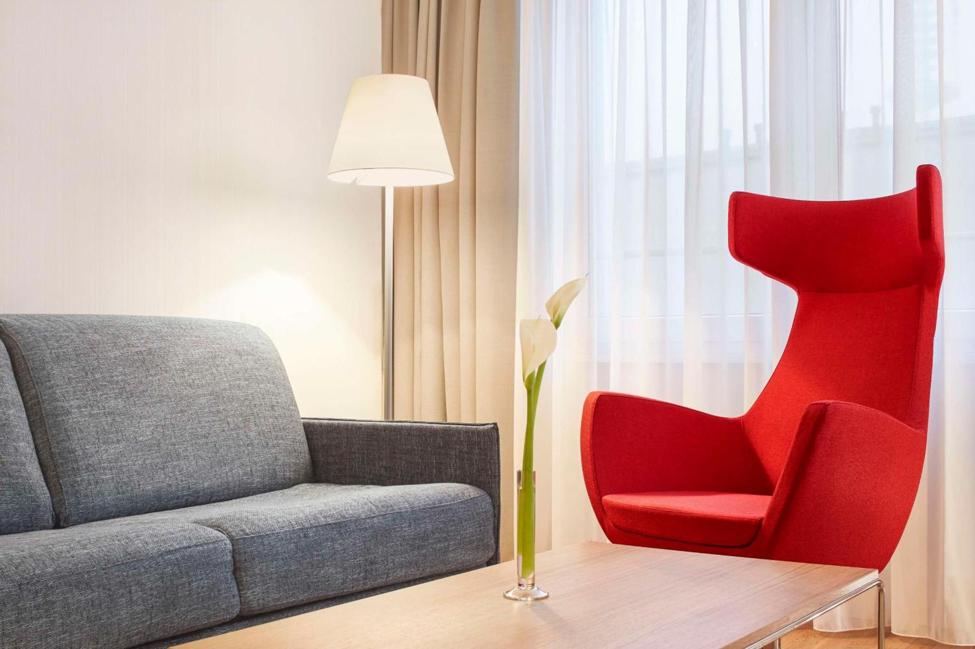 เอ็นเอช คอลเลคชั่น ฮัมบวร์ก ซิตี้ Aparthotel ฮัมบูร์ก ภายนอก รูปภาพ