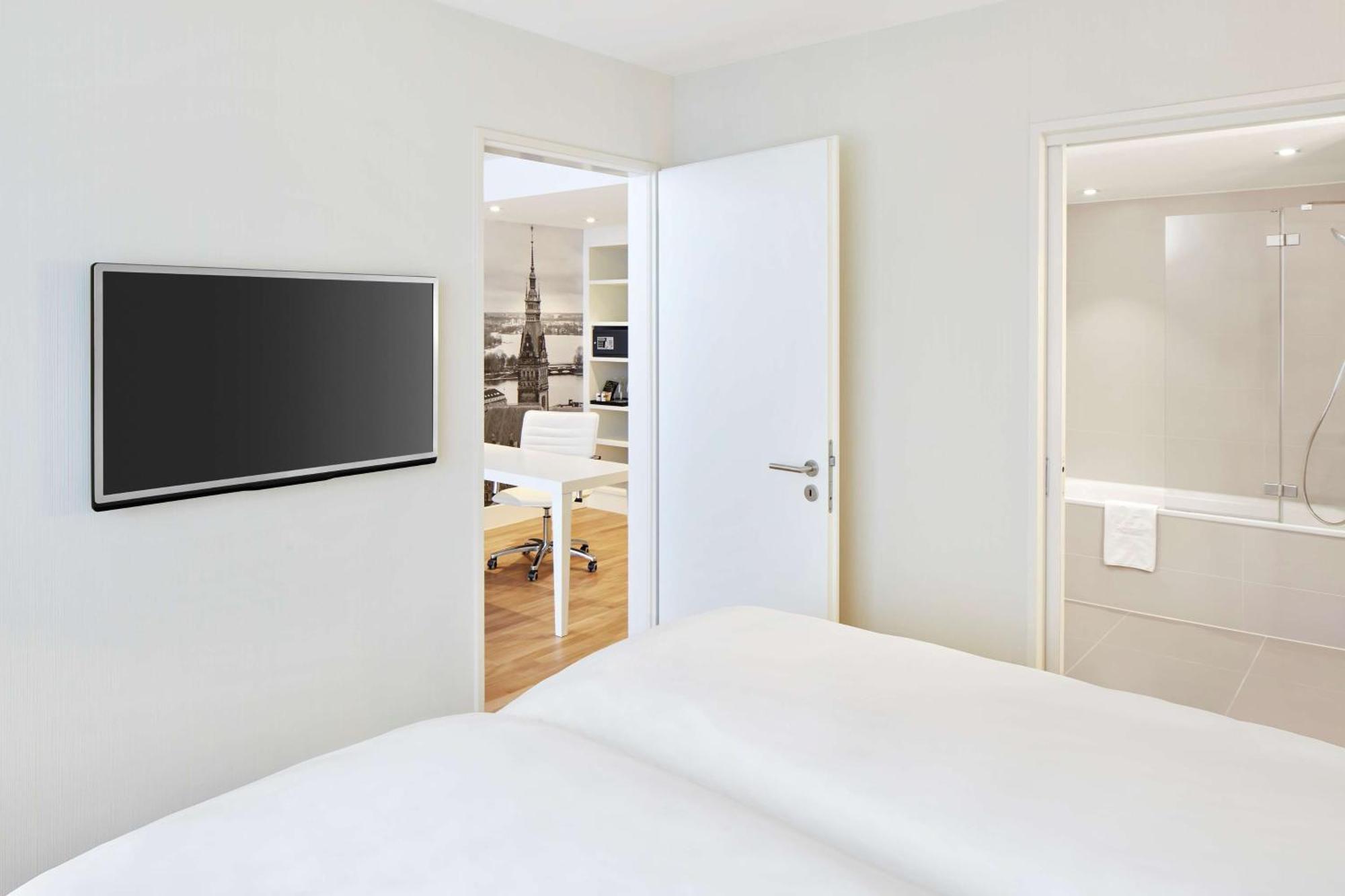เอ็นเอช คอลเลคชั่น ฮัมบวร์ก ซิตี้ Aparthotel ฮัมบูร์ก ภายนอก รูปภาพ